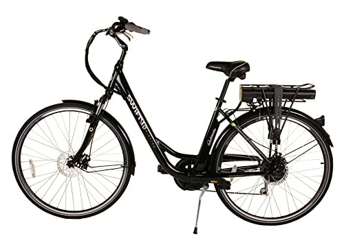 Elektrische stadsfiets met bagagedrager en zwart frame.